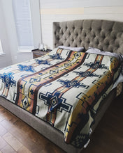 Load image into Gallery viewer, Southwest Bedspreads - KING